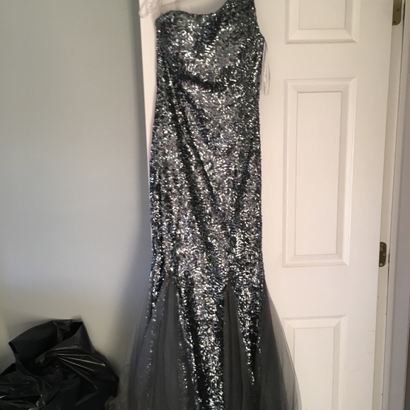 Jovani evening gown “J30130” - Picture 3 of 5